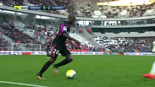 英超战报：利物浦2-1逆转热刺,（英超快讯：利物浦2-1逆转击败热刺）