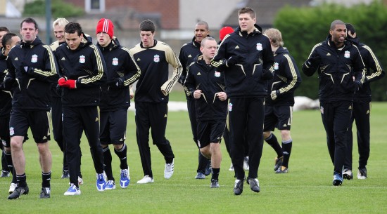 中超半场：阿奇姆彭破门，恩里克扳平，河南1-1云南玉昆（半场战报：阿奇姆彭先拔头筹，恩里克回敬，河南暂1-1云南玉昆）