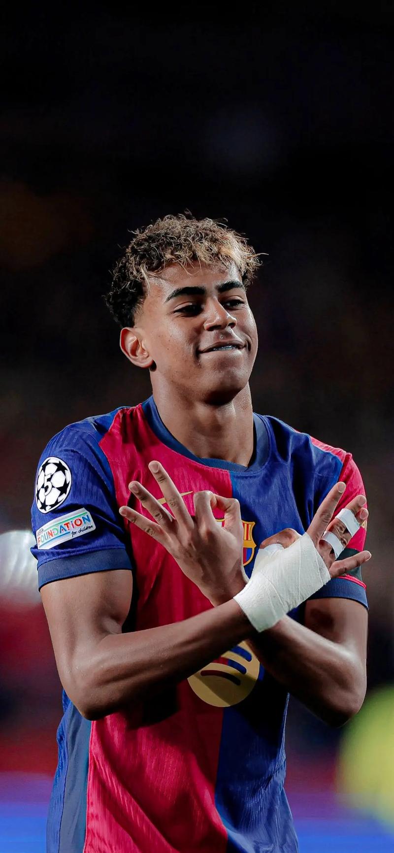 友谊赛战报：弗里曼双响本坦库尔染红，美国5-1十人乌拉圭（热身赛速递：弗里曼梅开二度，本坦库尔染红，美国5-1大胜十人乌拉圭）