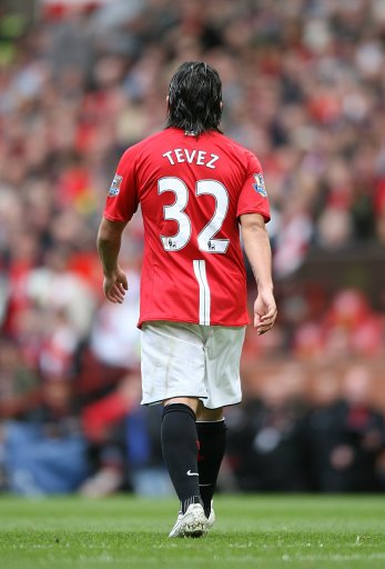 篮球火箭队内新星连续两场命中关键球