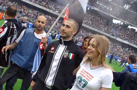 惨遭9连败！鹈鹕2胜15负继续排名西部垫底