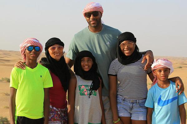 塔拉维亚主帅：对阵皇马将载入球队历史，裁判不应被过多讨论（塔拉维亚主帅：与皇马之战将写入队史，勿过度讨论裁判）