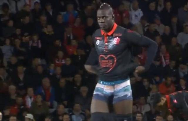 每体：由于拉什福德未来不确定，巴萨关注努萨、福法纳和马拉