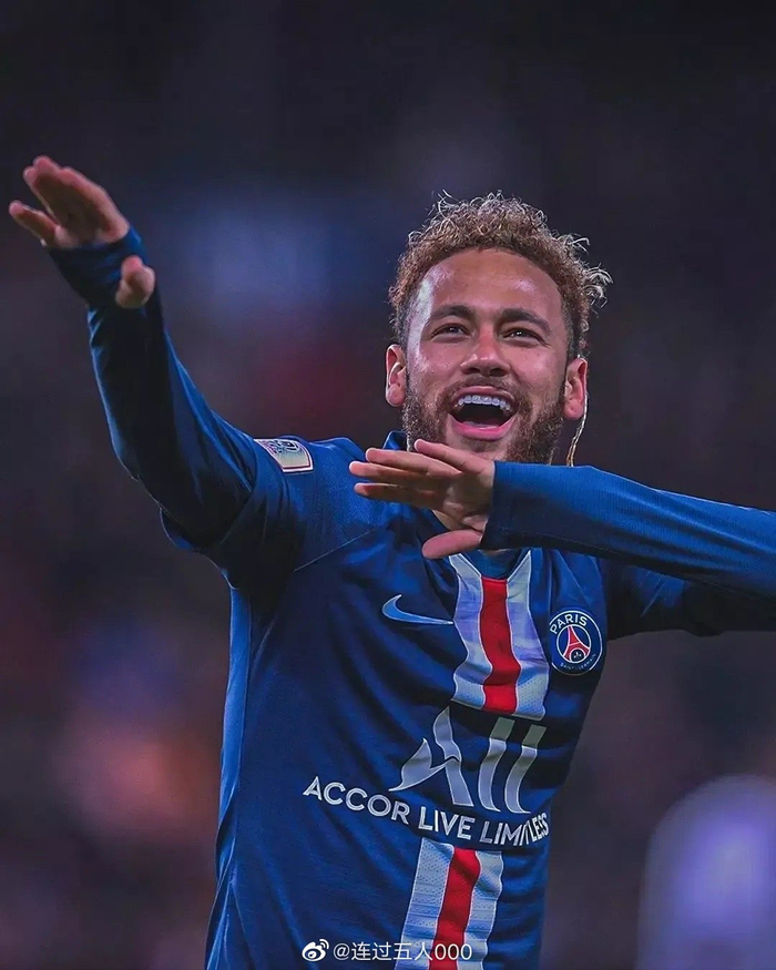 懂球帝中超MVP｜萨里奇：我会竭尽所能回馈球迷（懂球帝中超MVP｜萨里奇：将以全力回报球迷的支持）