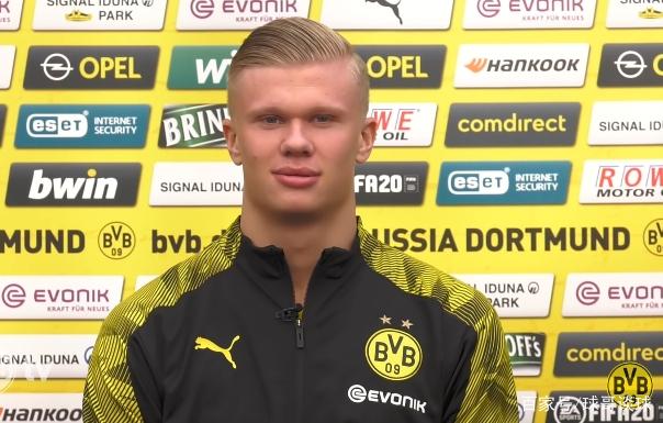 中足联财务约定：球员收取合同外价值超一万元现金或物品需报备