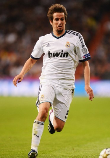 颜骏凌：和范德萨交换了联系方式，在儿时偶像面前踢球是圆梦