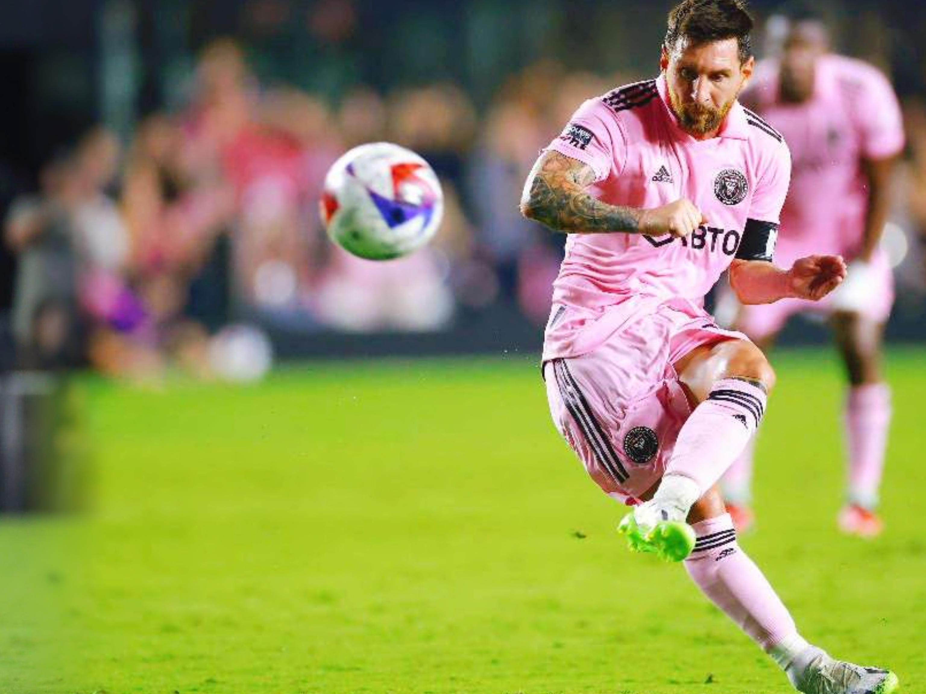 上座率低迷！韩媒：今天韩国对加纳的门票，还有4万张没售出（看台冷清？韩媒称今日韩国对阵加纳仍有4万张球票未售出）