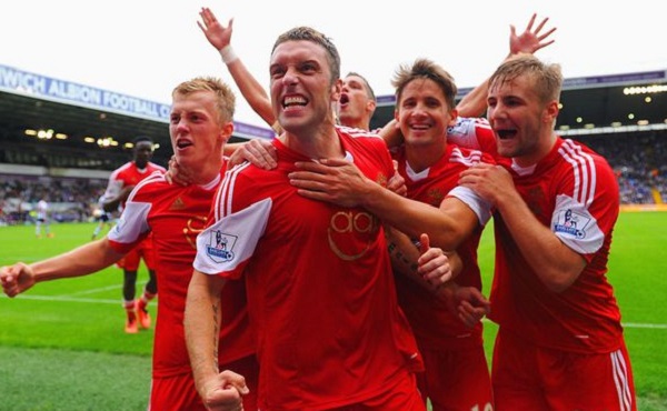 主持人爆料：麦金在圣米伦时，曾被队友扔出的训练杆刺伤大腿