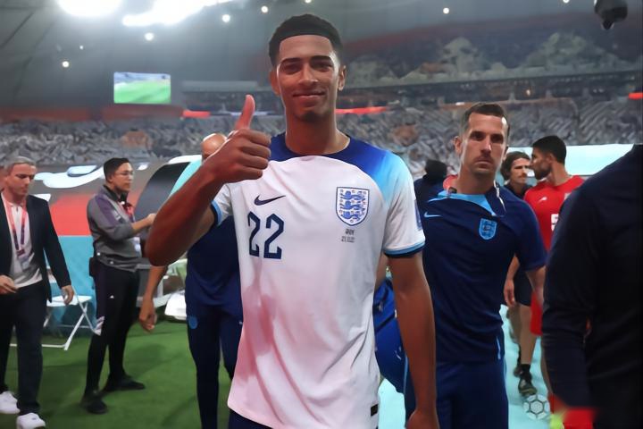 德甲前瞻：斯图加特欲报一箭之仇，拜仁防线需提升专注度