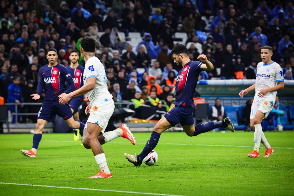 荷甲前瞻：乌德勒支主帅充满信心，埃因霍温多人缺席（荷甲前瞻：乌德勒支主帅信心十足，埃因霍温多名球员缺阵）