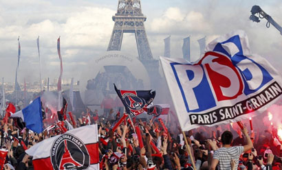 罗马诺：我可以保证，曼联将在明年签下一到两名重量级中场（罗马诺：确定无疑，曼联明年将引进一至两名顶级中场）